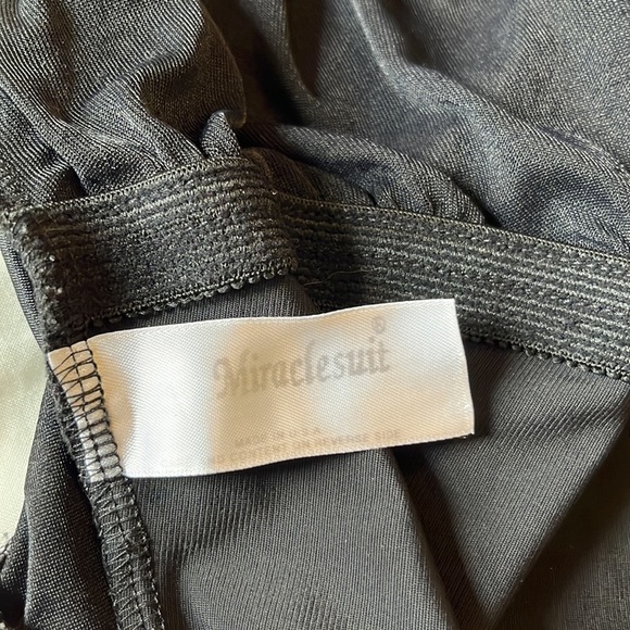 Miraclesuit One Piece Swimsuit in Black and White Racerback - Picture 9 of 14